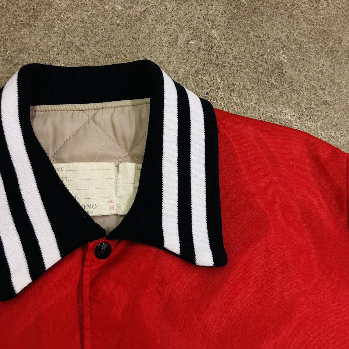 Maillot De Basket Vintage Oakdale High DeLong - Taille 48, Or, Rare, Très Bon état
