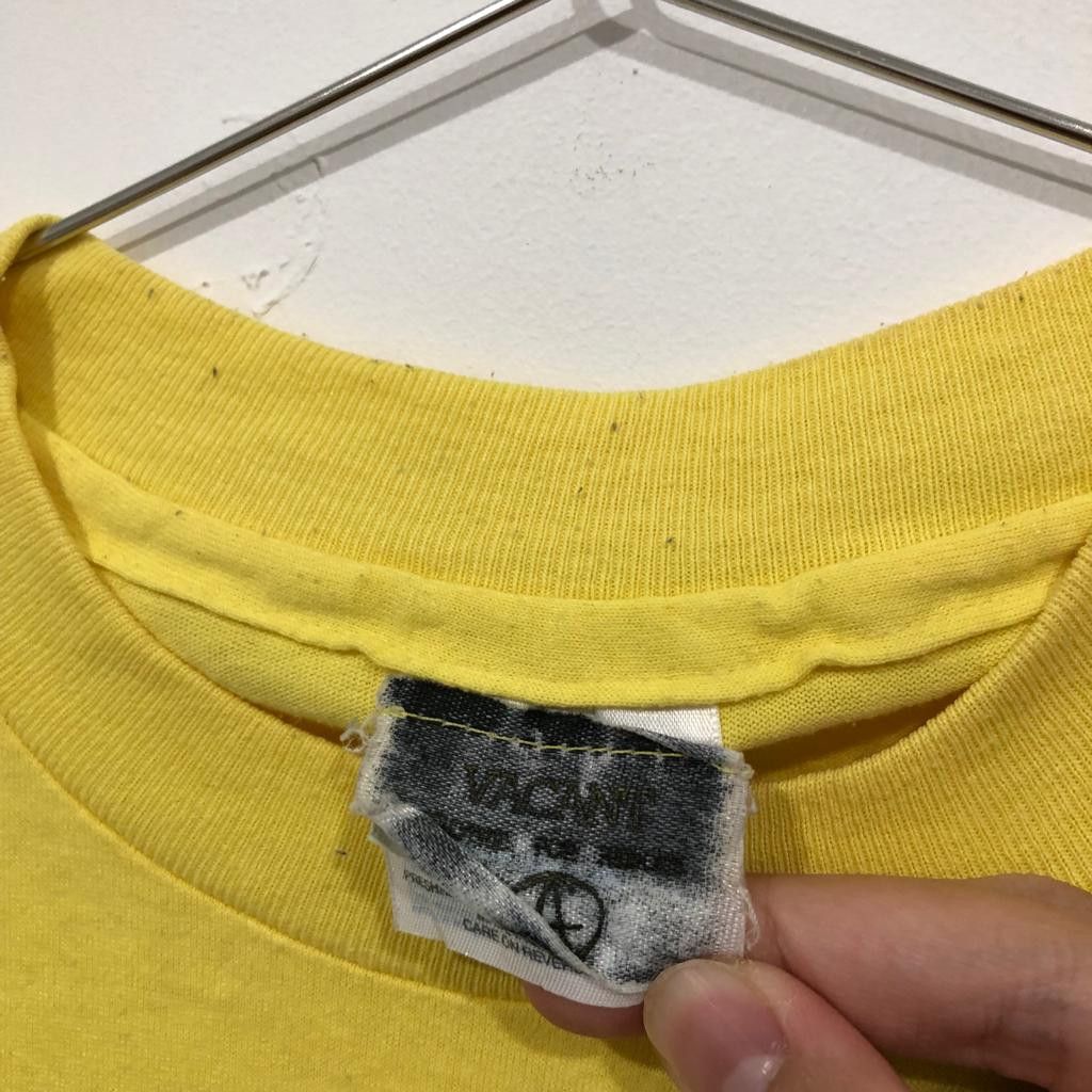 Hanes Vintage 90s "Only Anarchists Are Pretty" Tee Size US M / EU 48-50 / 2 - 5 Thumbnail