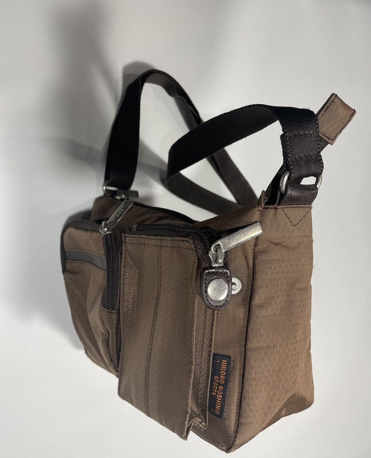 Designer × Hiroko Koshino Homme Vintage Hiroko Koshino homme sport japan sling crossbody bag Size ONE SIZE - 11 Thumbnail