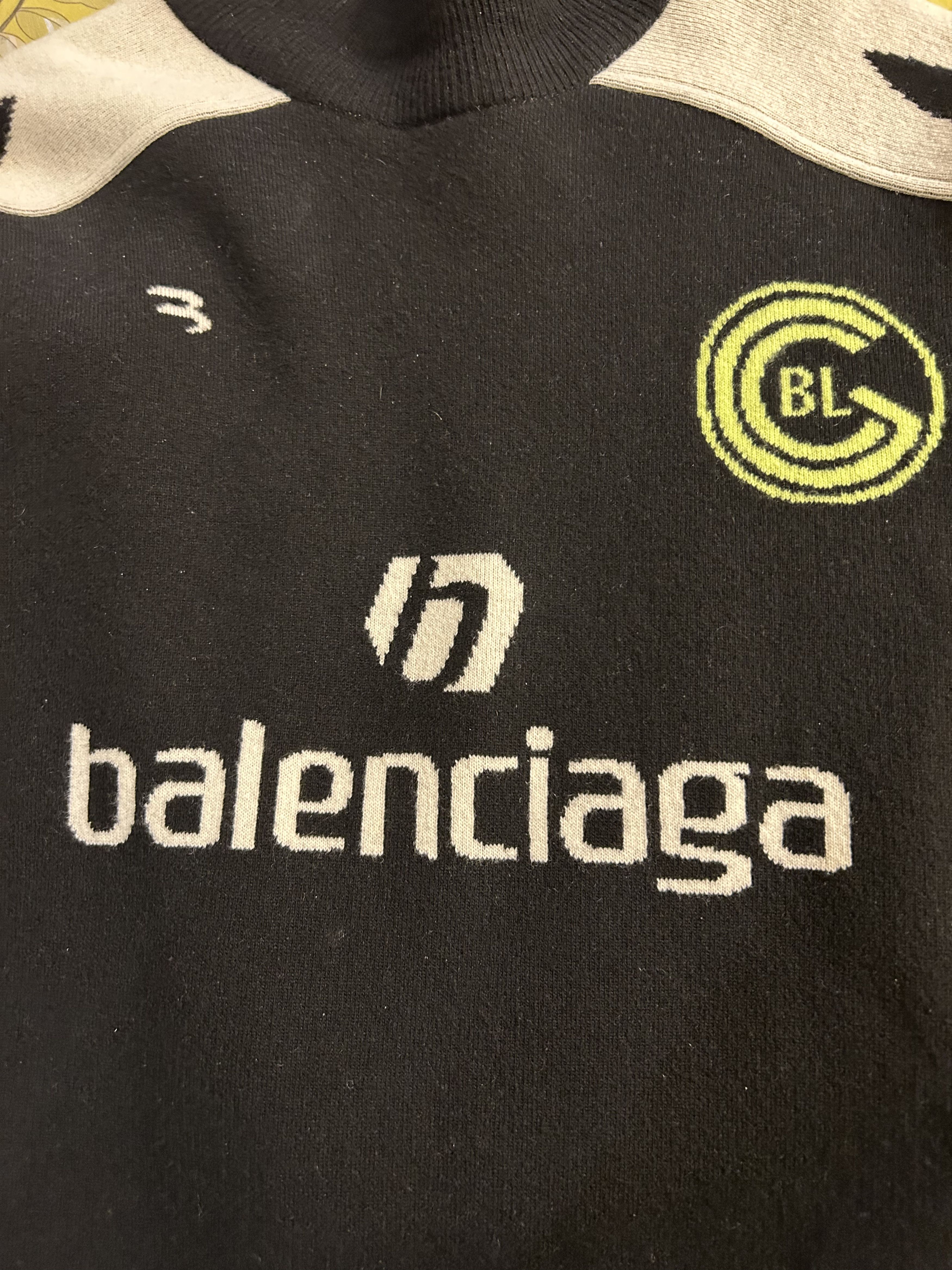 Balenciaga Logo Football Kit Turtle Neck Sweater Size US M / EU 48-50 / 2 - 7 Thumbnail