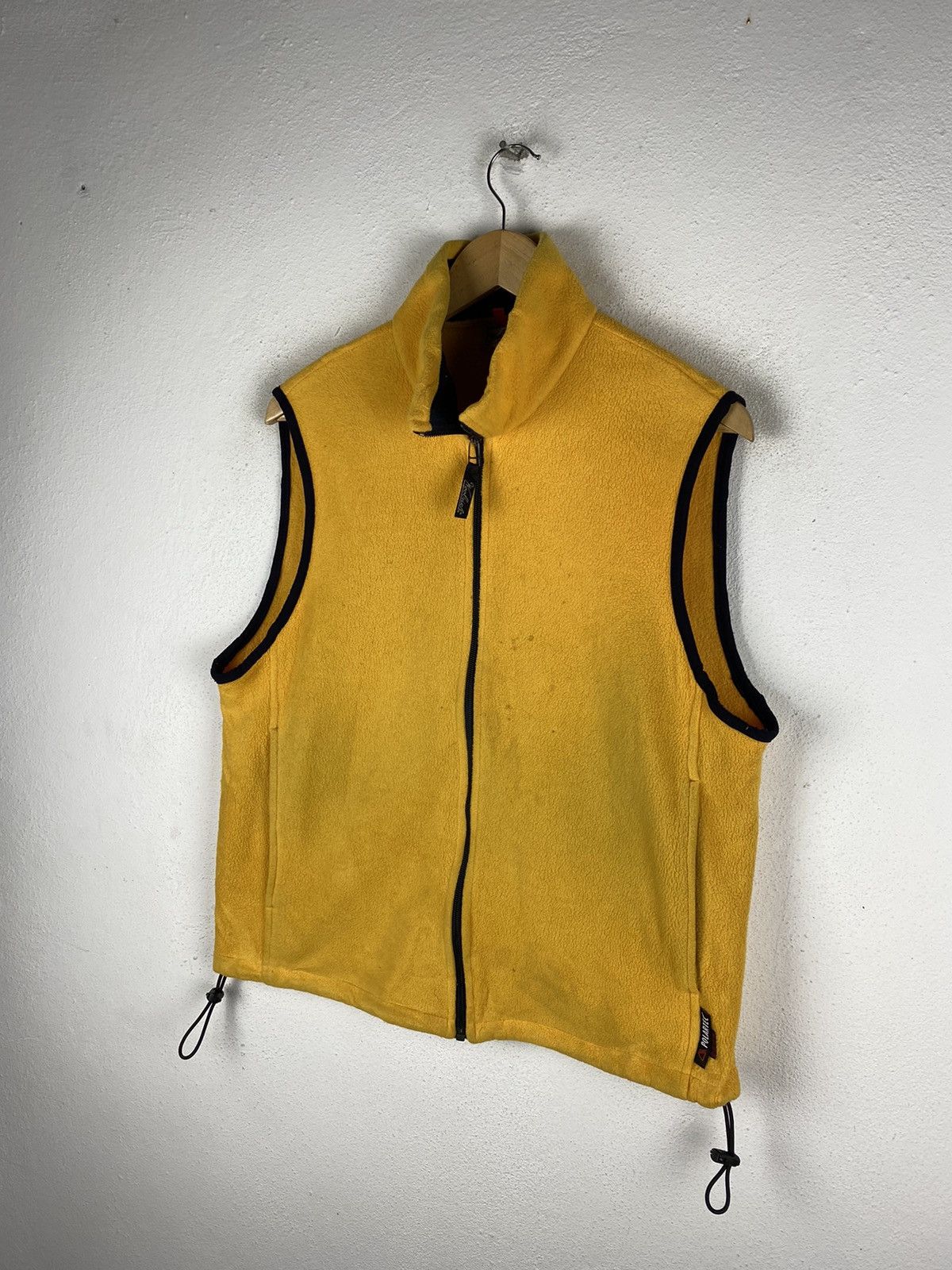 Woolrich Woolen Mills Woolrich Polartec Fleece Vest - Vintage Yellow Outdoorwear Size US M / EU 48-50 / 2 - 4 Thumbnail