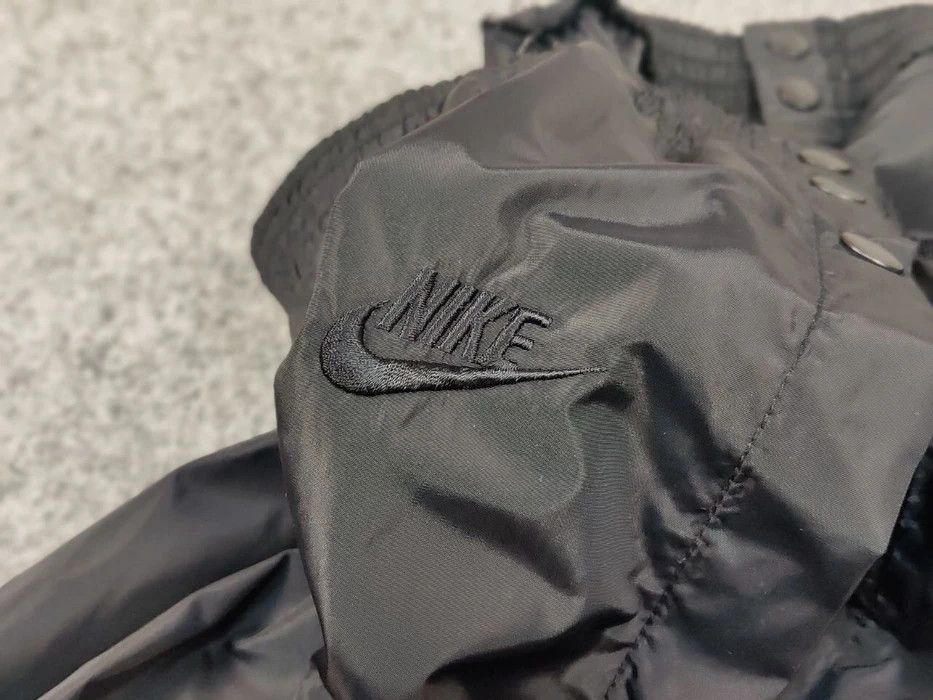 Nike 🔥 Vintage 90s Nike All black Nylon Track Pants buttons Hype Size US 36 / EU 52 - 9 Thumbnail