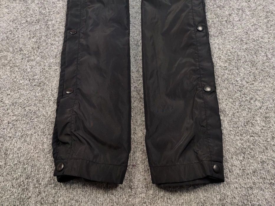 Nike 🔥 Vintage 90s Nike All black Nylon Track Pants buttons Hype Size US 36 / EU 52 - 4 Thumbnail