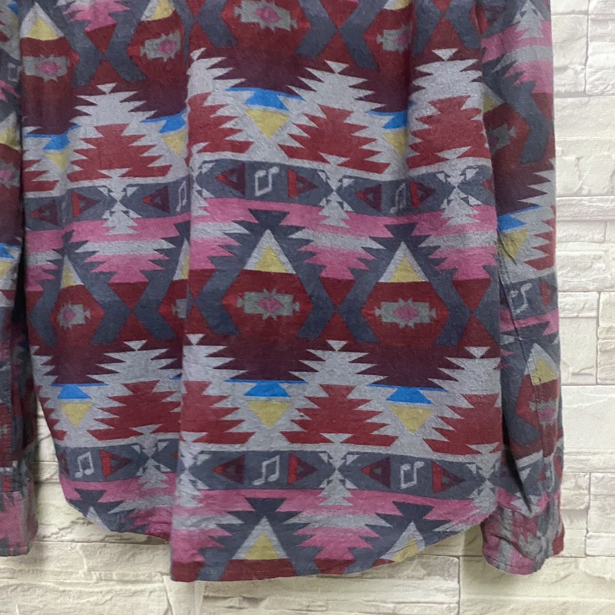 Mambo Mambo Flannel Aztec Navajo Size US L / EU 52-54 / 3 - 14 Thumbnail