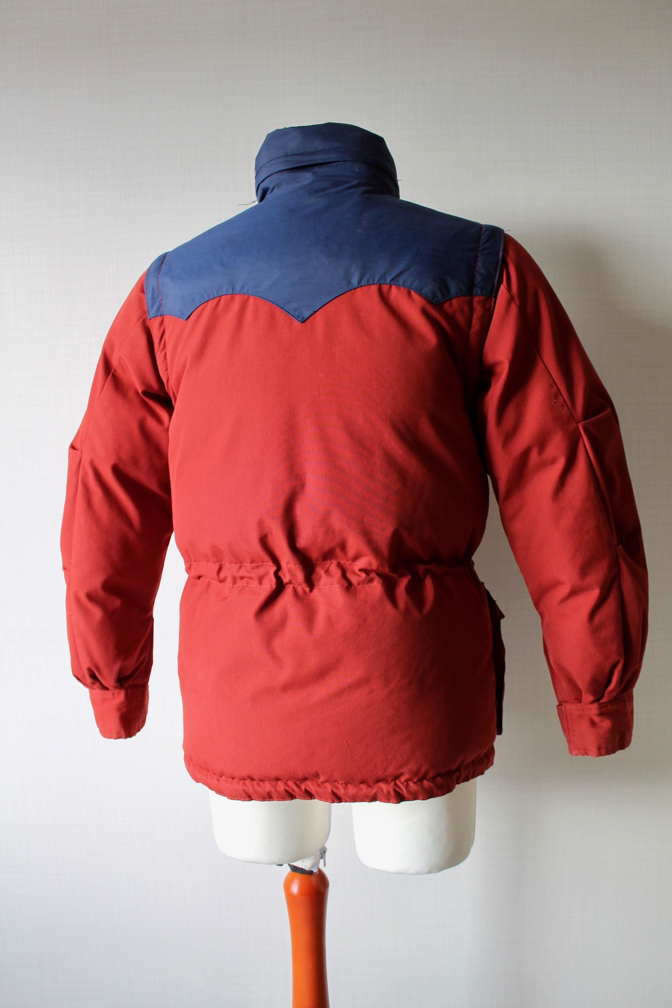 Jack Wolfskin 80'-90' Jack Wolfskin VINTAGE DOWN JACKET 2 in 1 gilet Size US S / EU 44-46 / 1 - 13 Thumbnail