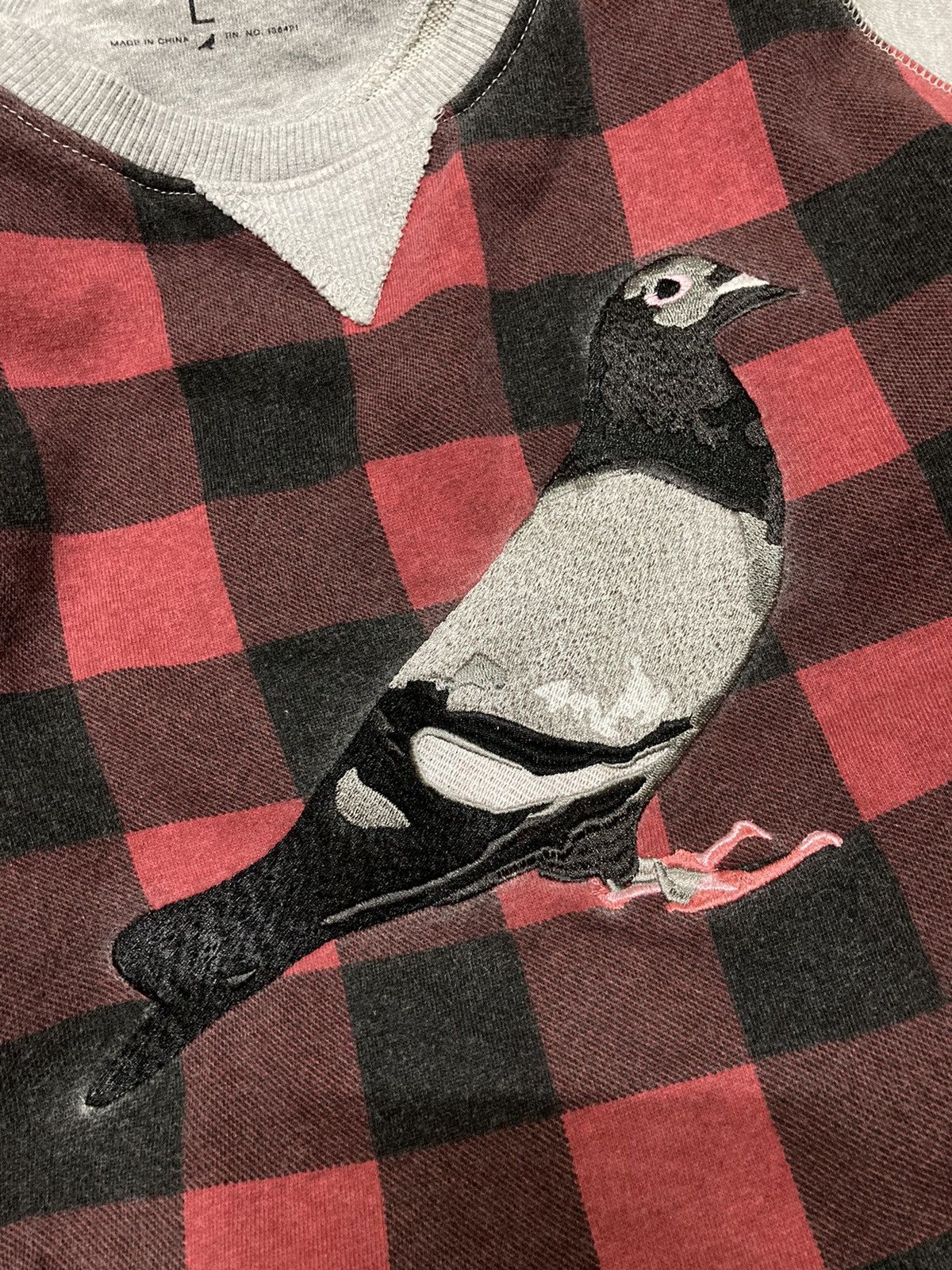 Staple Staple Pigeon Brand Gray Plaid Red Crewneck Sweatshirt Size US L / EU 52-54 / 3 - 11 Thumbnail