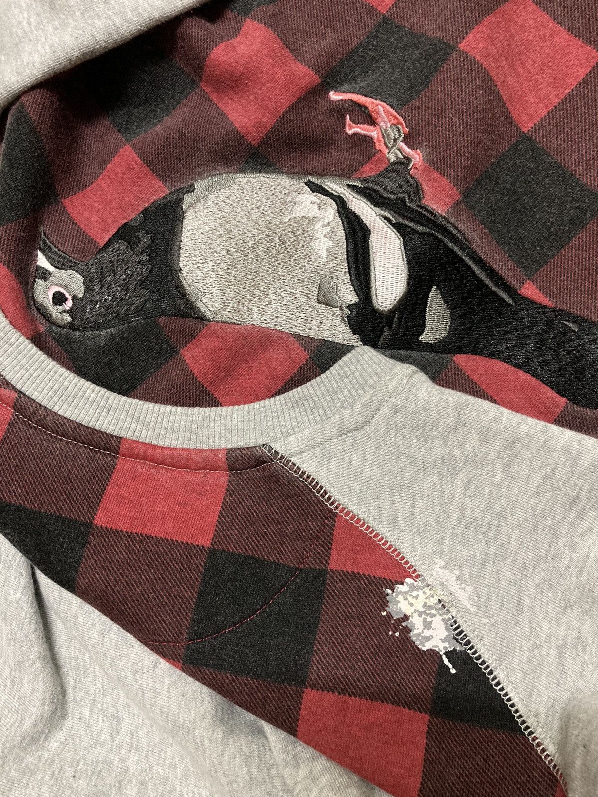 Staple Staple Pigeon Brand Gray Plaid Red Crewneck Sweatshirt Size US L / EU 52-54 / 3 - 12 Thumbnail