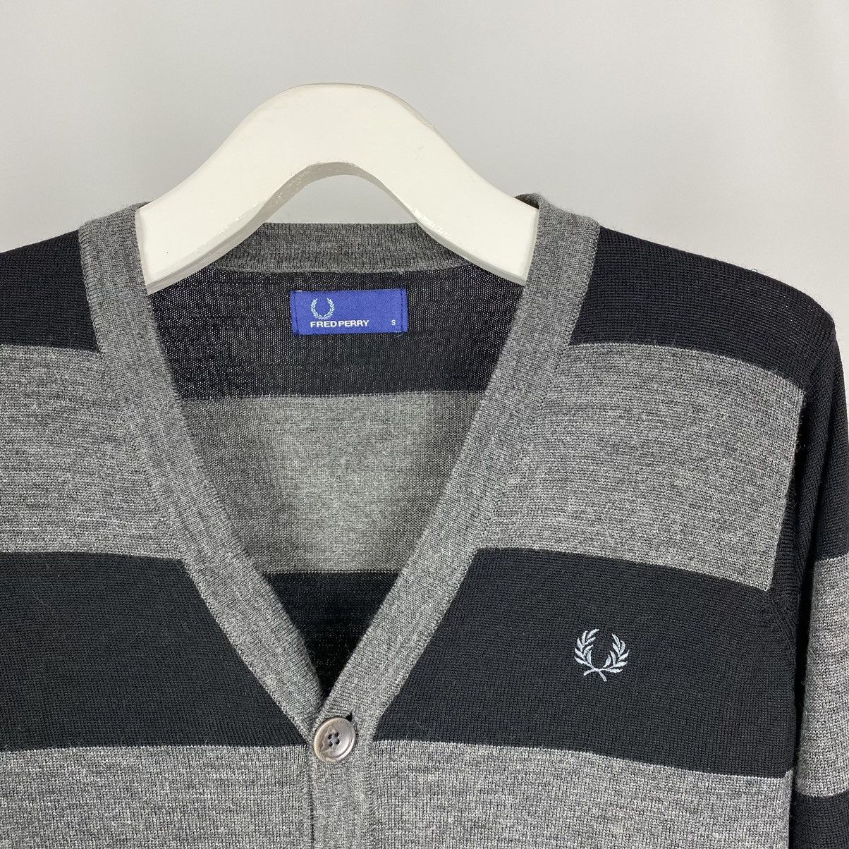 Fred Perry Fred Perry Slim Stripped Wool Cardigan Size US S / EU 44-46 / 1 - 3 Thumbnail