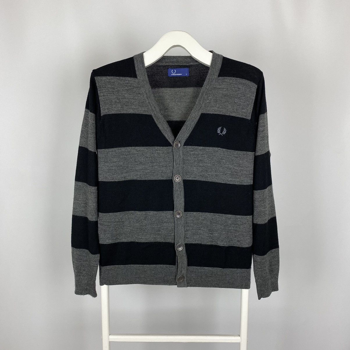 Fred Perry Fred Perry Slim Stripped Wool Cardigan Size US S / EU 44-46 / 1 - 2 Thumbnail