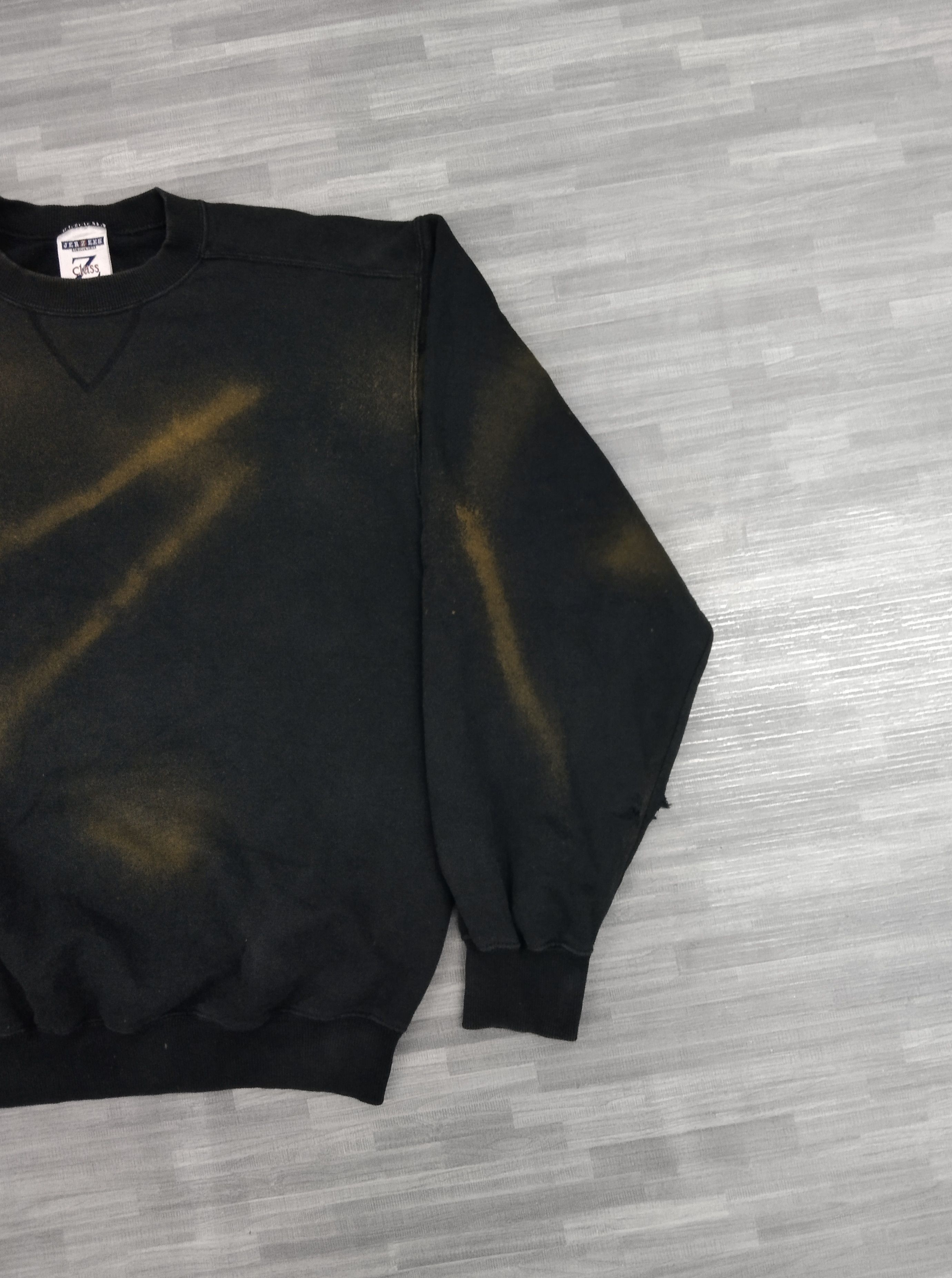 Vintage THRASHED BLACK VINTAGE SWEATSHIRTS Size US M / EU 48-50 / 2 - 4 Thumbnail