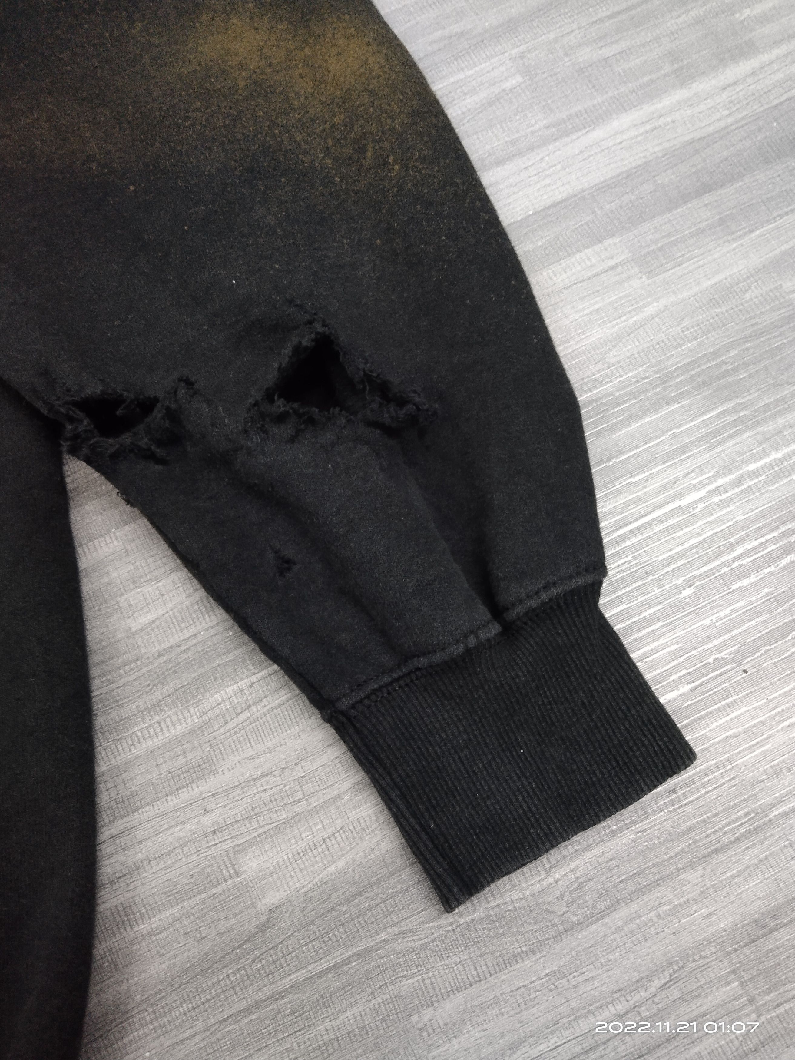 Vintage THRASHED BLACK VINTAGE SWEATSHIRTS Size US M / EU 48-50 / 2 - 9 Thumbnail