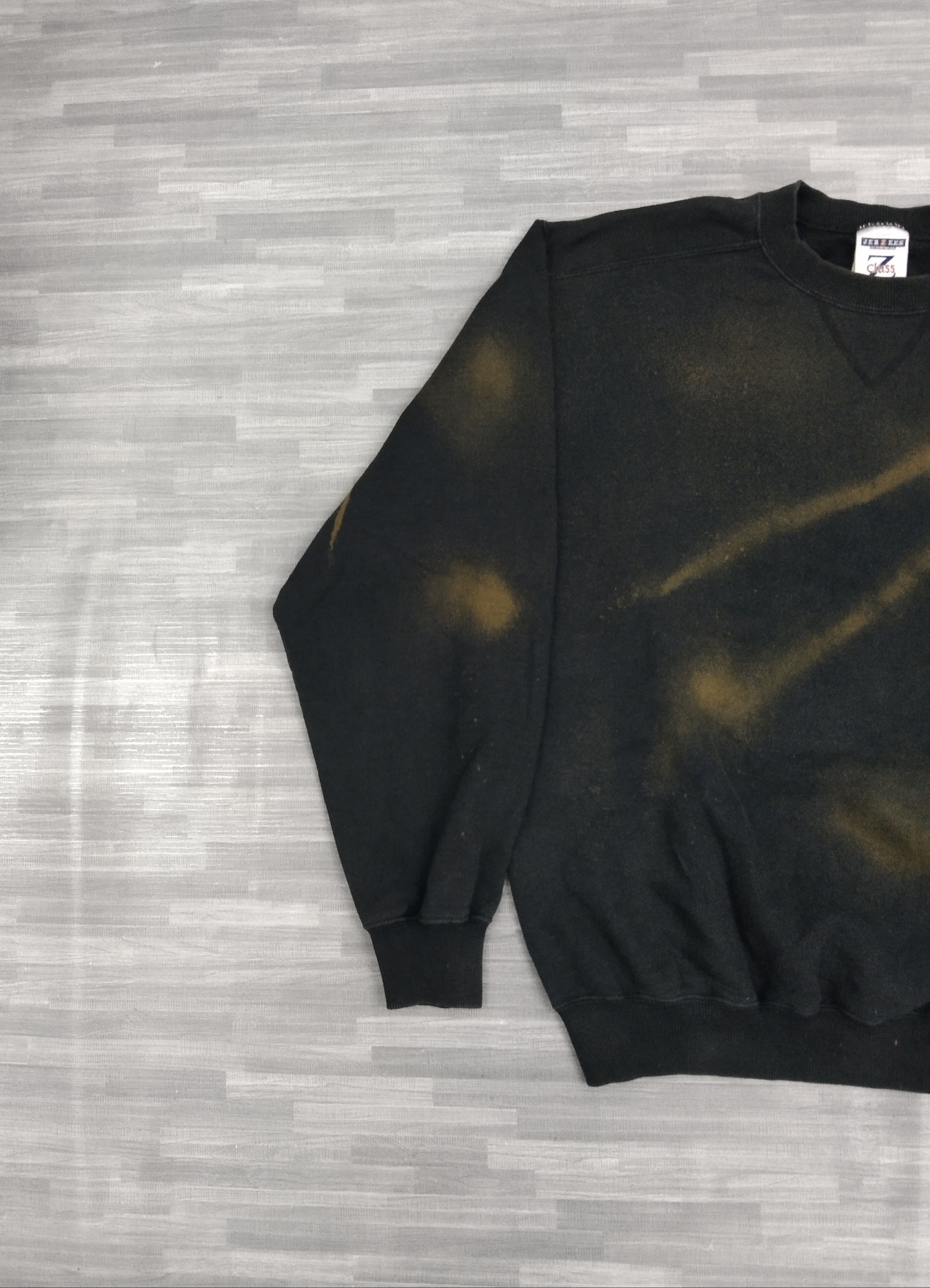 Vintage THRASHED BLACK VINTAGE SWEATSHIRTS Size US M / EU 48-50 / 2 - 3 Thumbnail