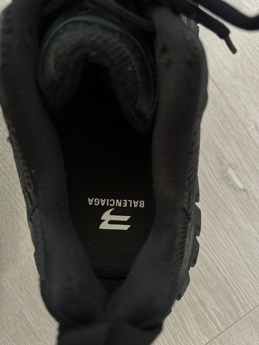 Balenciaga Balenciaga Defender Sneakers Black | Grailed