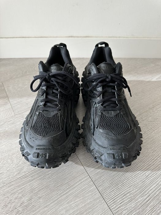 Balenciaga Balenciaga Defender Sneakers Black | Grailed