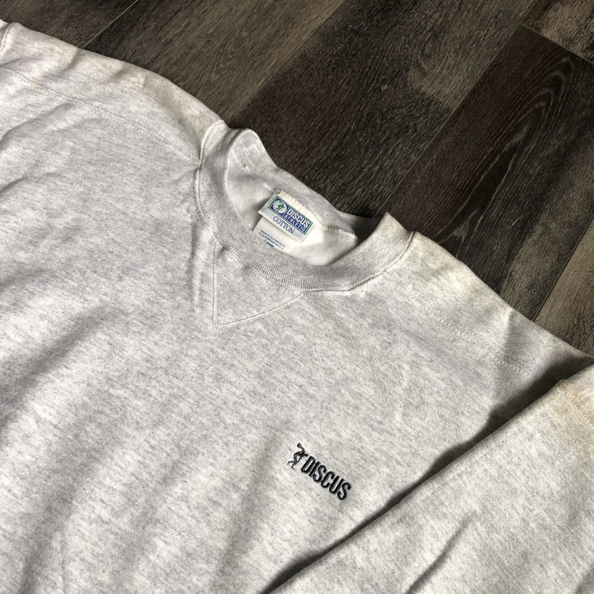 Russell Athletic New Vintage 1990s Discus Athletic Blank Grey Logo Crewneck Size US L / EU 52-54 / 3 - 6 Thumbnail