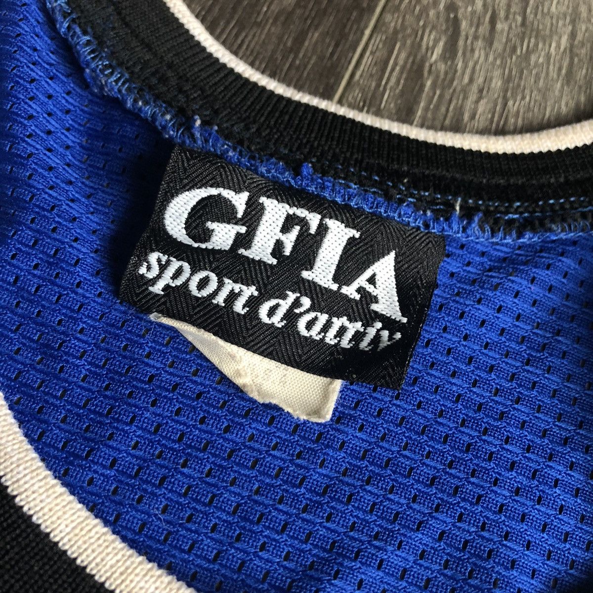 Vintage Vintage 1990s Girl Rebel GFIA Sport DAttiv Basketball Jersey Size US M / EU 48-50 / 2 - 4 Thumbnail