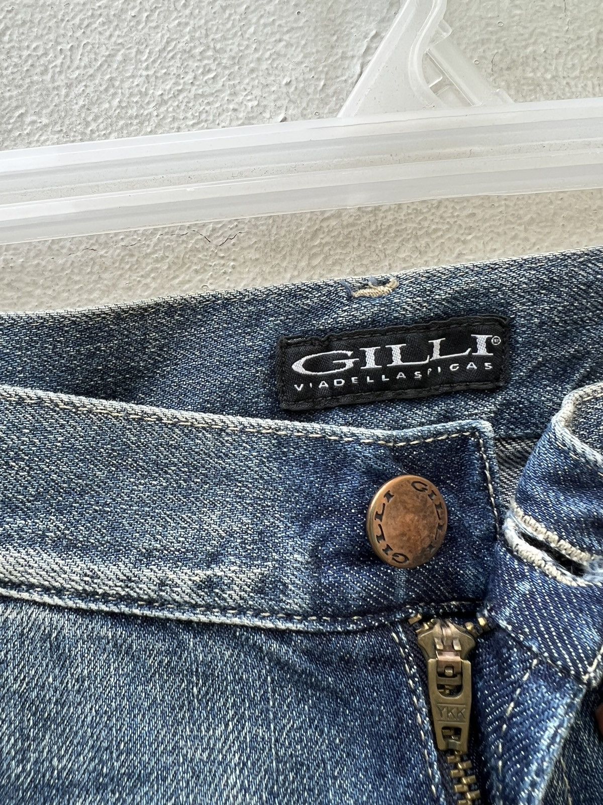 Vintage Vintage GILLI Italy Embroidery Denim Light Blue Flare Jeans Size US 29 - 3 Thumbnail
