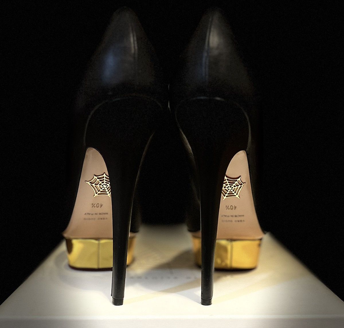 Charlotte Olympia Charlotte Olympia Dolly Platform Pumps in Navy/Gold 40.5IT Size US 10.5 / IT 40.5 - 2 Thumbnail