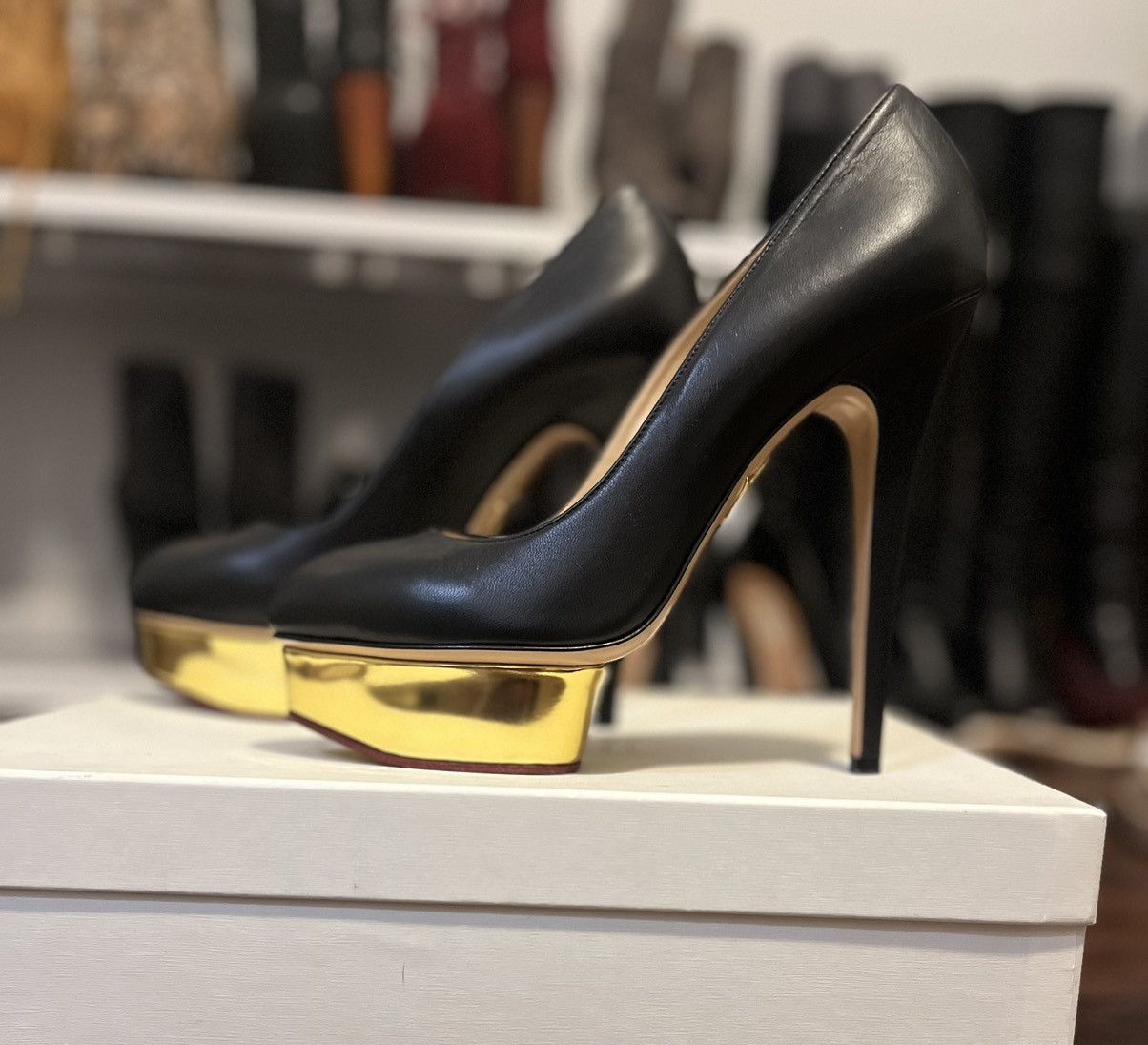 Charlotte Olympia Charlotte Olympia Dolly Platform Pumps in Navy/Gold 40.5IT Size US 10.5 / IT 40.5 - 3 Thumbnail