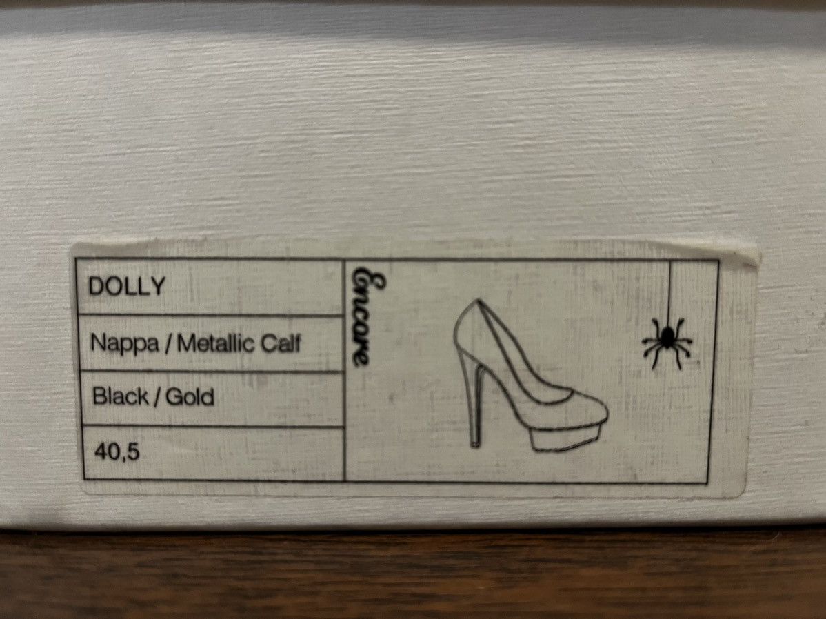 Charlotte Olympia Charlotte Olympia Dolly Platform Pumps in Navy/Gold 40.5IT Size US 10.5 / IT 40.5 - 7 Thumbnail