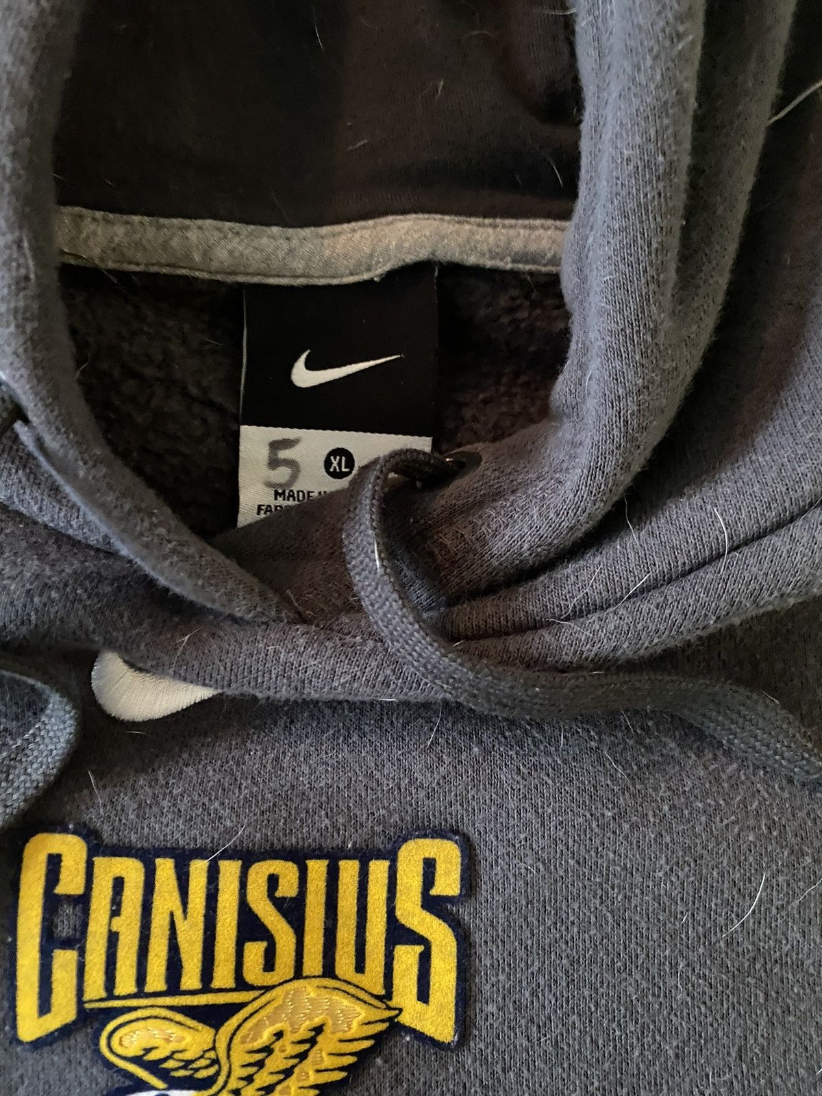 Nike Vintage Nike Y2K CenterSwoosh Canisius Golden Griffin Hoodie Size US L / EU 52-54 / 3 - 3 Thumbnail