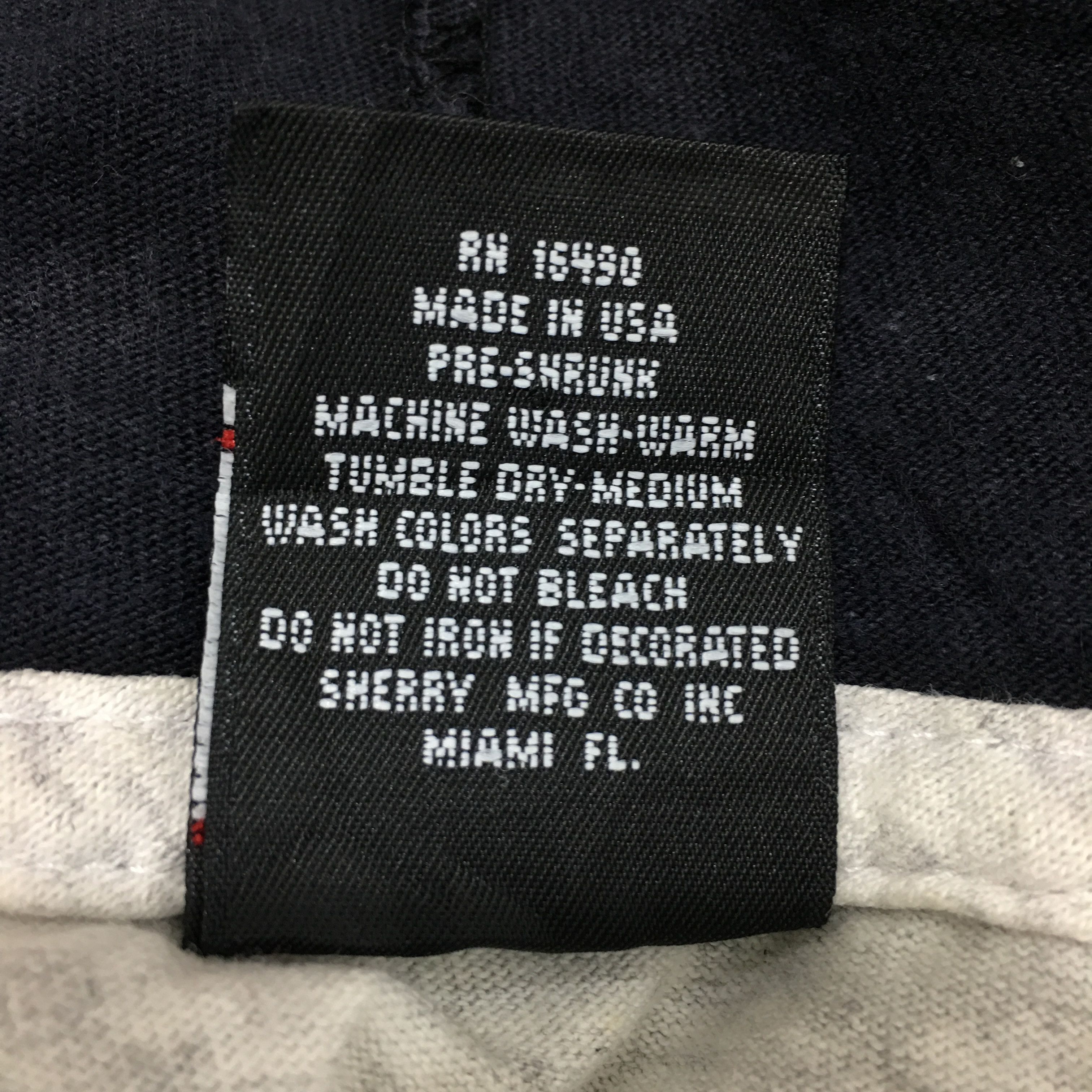 Mickey Mouse Vtg MICKEY MOUSE Made In USA Hoodie Disney Cartoon Sweater Size M / US 6-8 / IT 42-44 - 10 Thumbnail