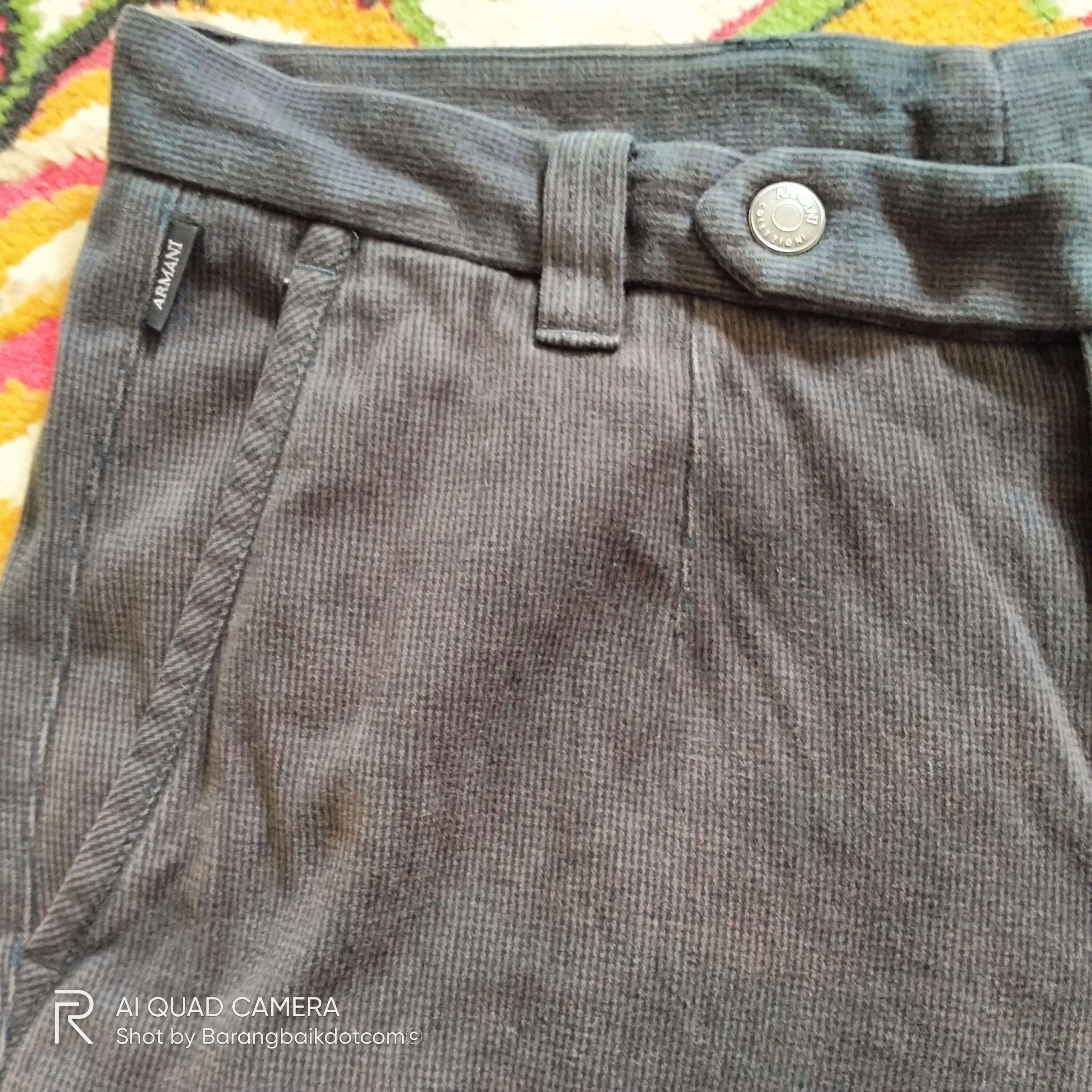 Armani × Vintage sun faded Armani Collezioni cargo pants Size US 32 / EU 48 - 6 Thumbnail