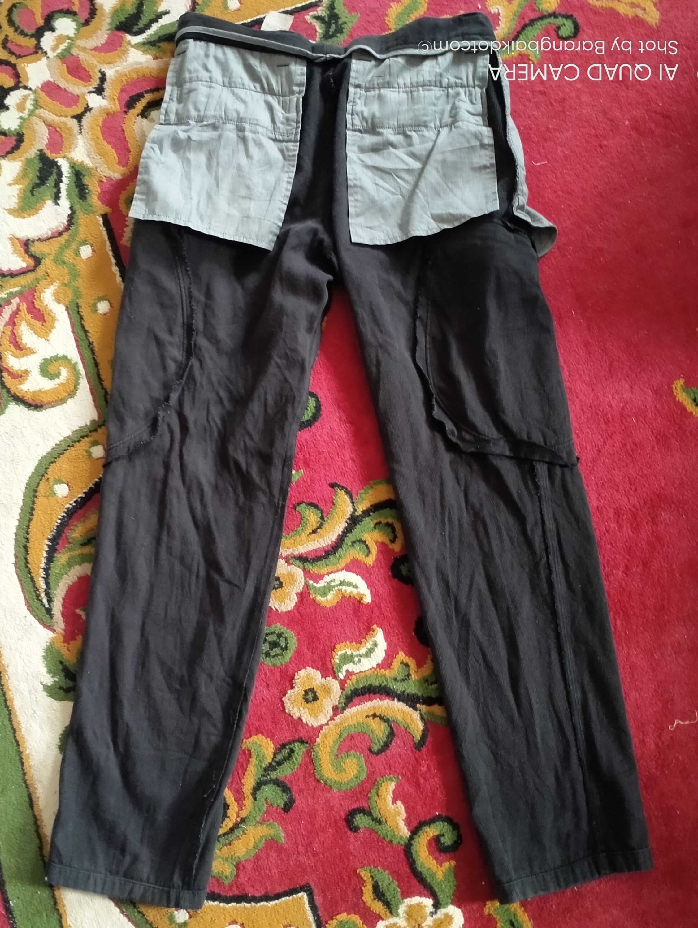 Armani × Vintage sun faded Armani Collezioni cargo pants Size US 32 / EU 48 - 10 Thumbnail