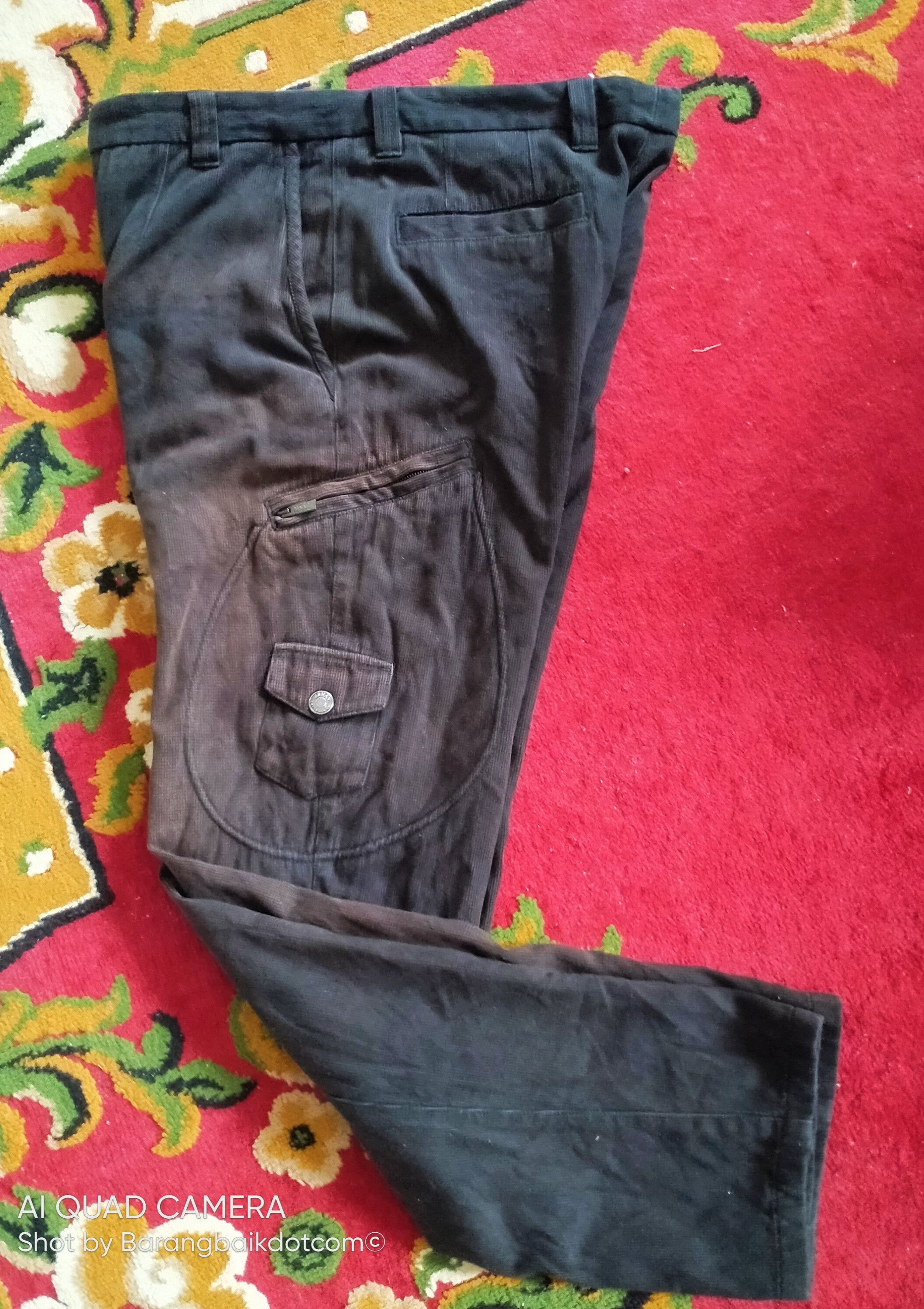 Armani × Vintage sun faded Armani Collezioni cargo pants Size US 32 / EU 48 - 8 Thumbnail