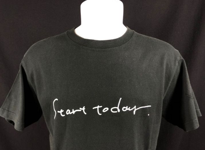 Vintage Top Designer Brand In The World T-Shirts Size US L / EU 52-54 / 3 - 5 Thumbnail