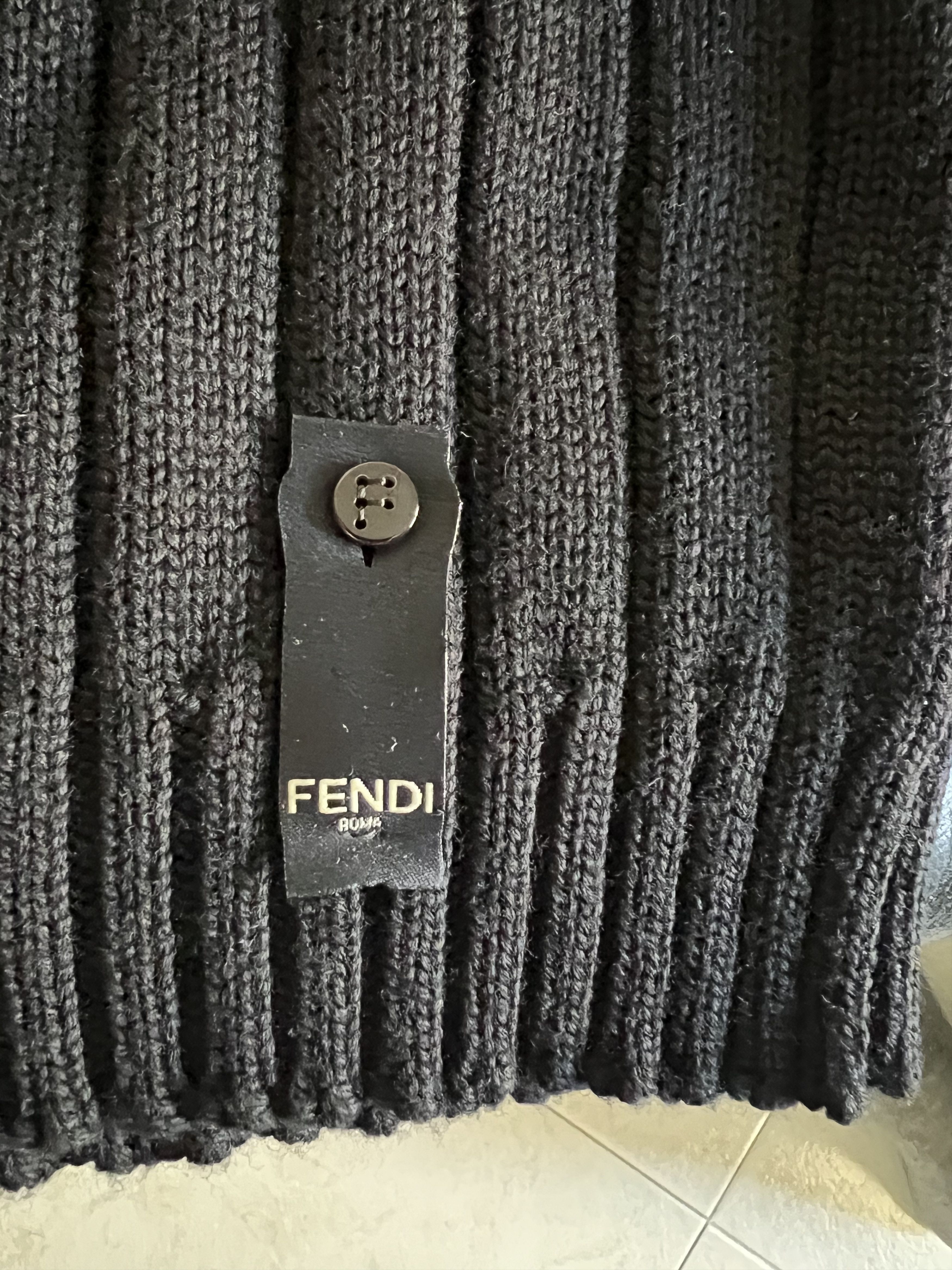 Fendi Insane Knit by Fendi Size US M / EU 48-50 / 2 - 21 Thumbnail