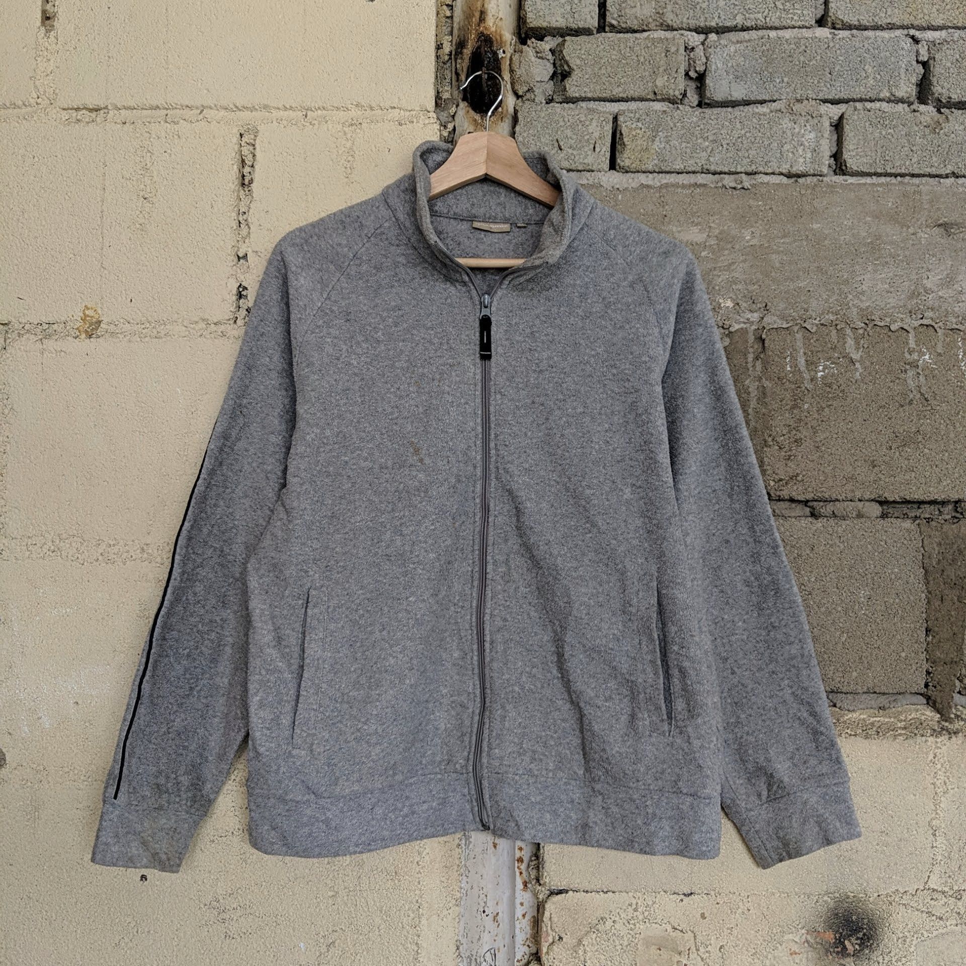 image of Aran Sweater Market Vintage Hill Crop Sweater Zipper Ups Jumper in Grey, Men's (Size Medium)