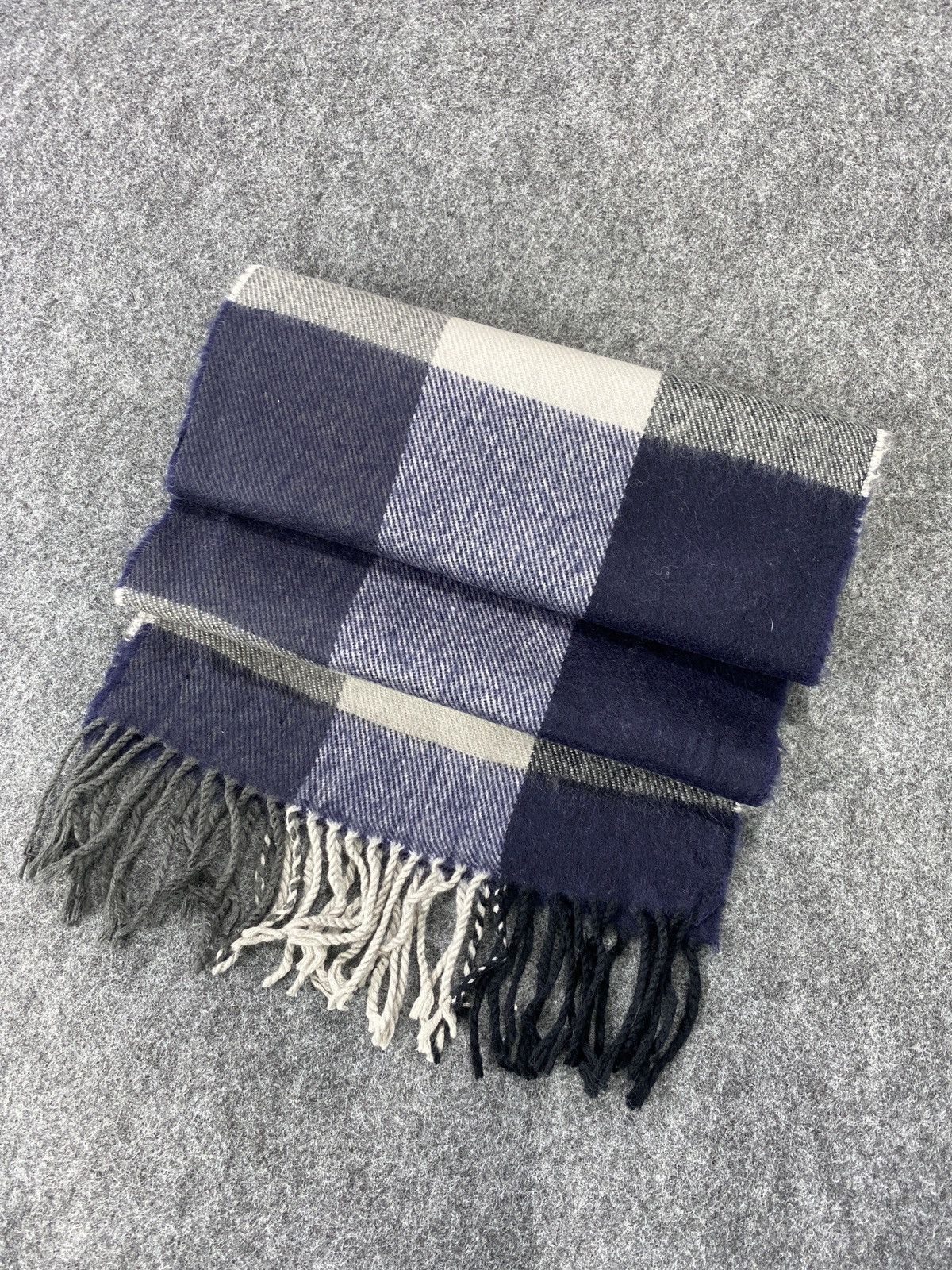 Takeo Kikuchi Takeo Kikuchi Scarf/Muffler -T053 Size ONE SIZE - 4 Thumbnail