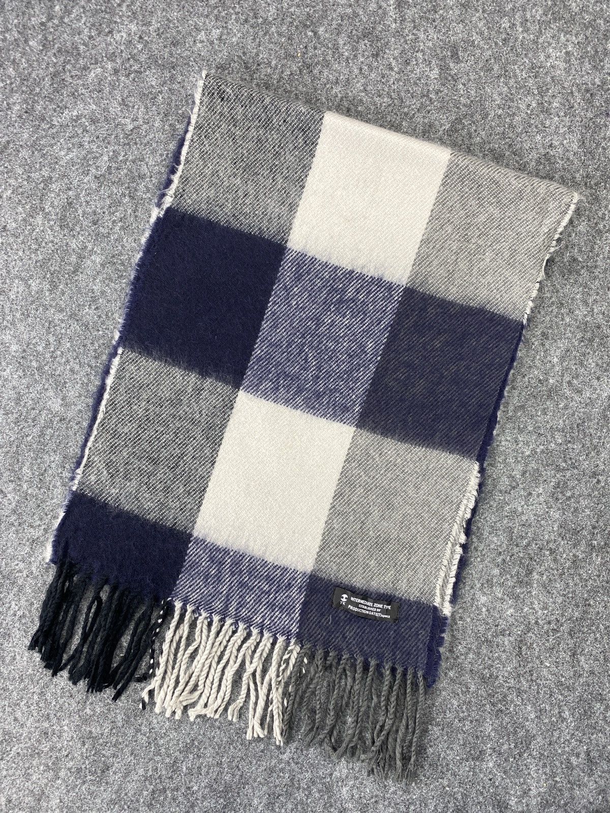 Takeo Kikuchi Takeo Kikuchi Scarf/Muffler -T053 Size ONE SIZE - 1 Thumbnail