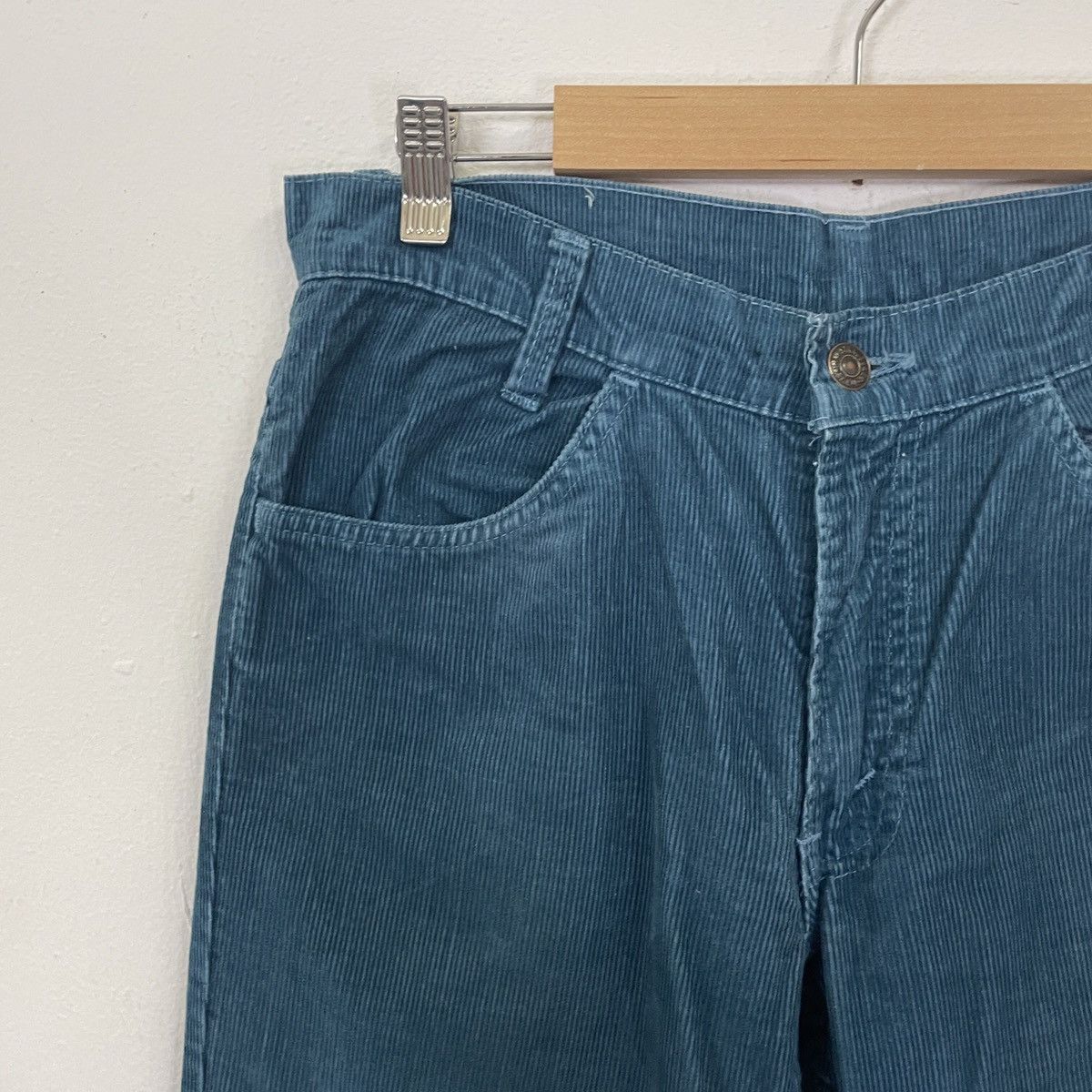 Levi's Vintage Levis White Tag Couduroy Bootcut Pants Size US 31 - 3 Thumbnail