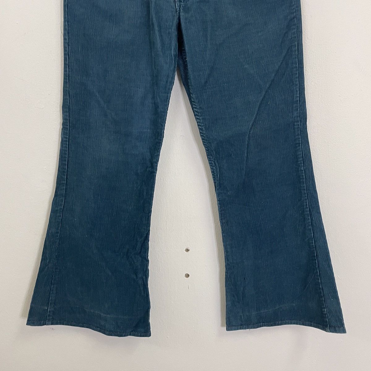Levi's Vintage Levis White Tag Couduroy Bootcut Pants Size US 31 - 4 Thumbnail