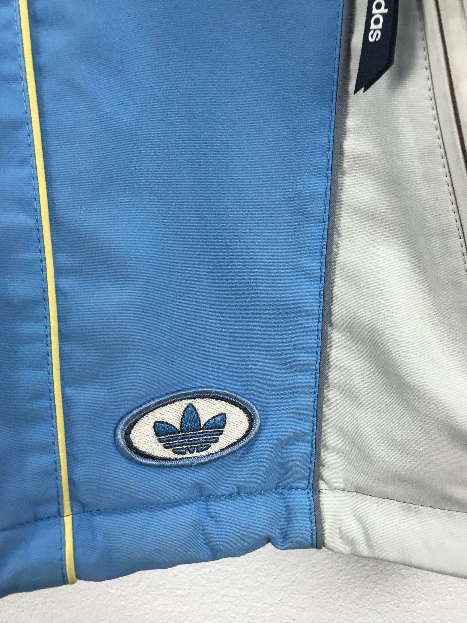 Adidas Vintage Adidas The World Brand with The 3 Stripes Jacket Size US M / EU 48-50 / 2 - 6 Thumbnail