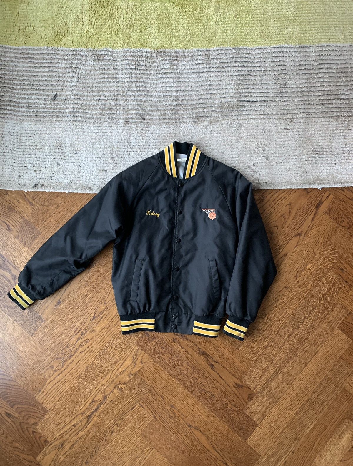Vintage 80s Vintage Black Nylon Varsity Jacket Baskeball USA Large Size L / US 10 / IT 46 - 16 Thumbnail