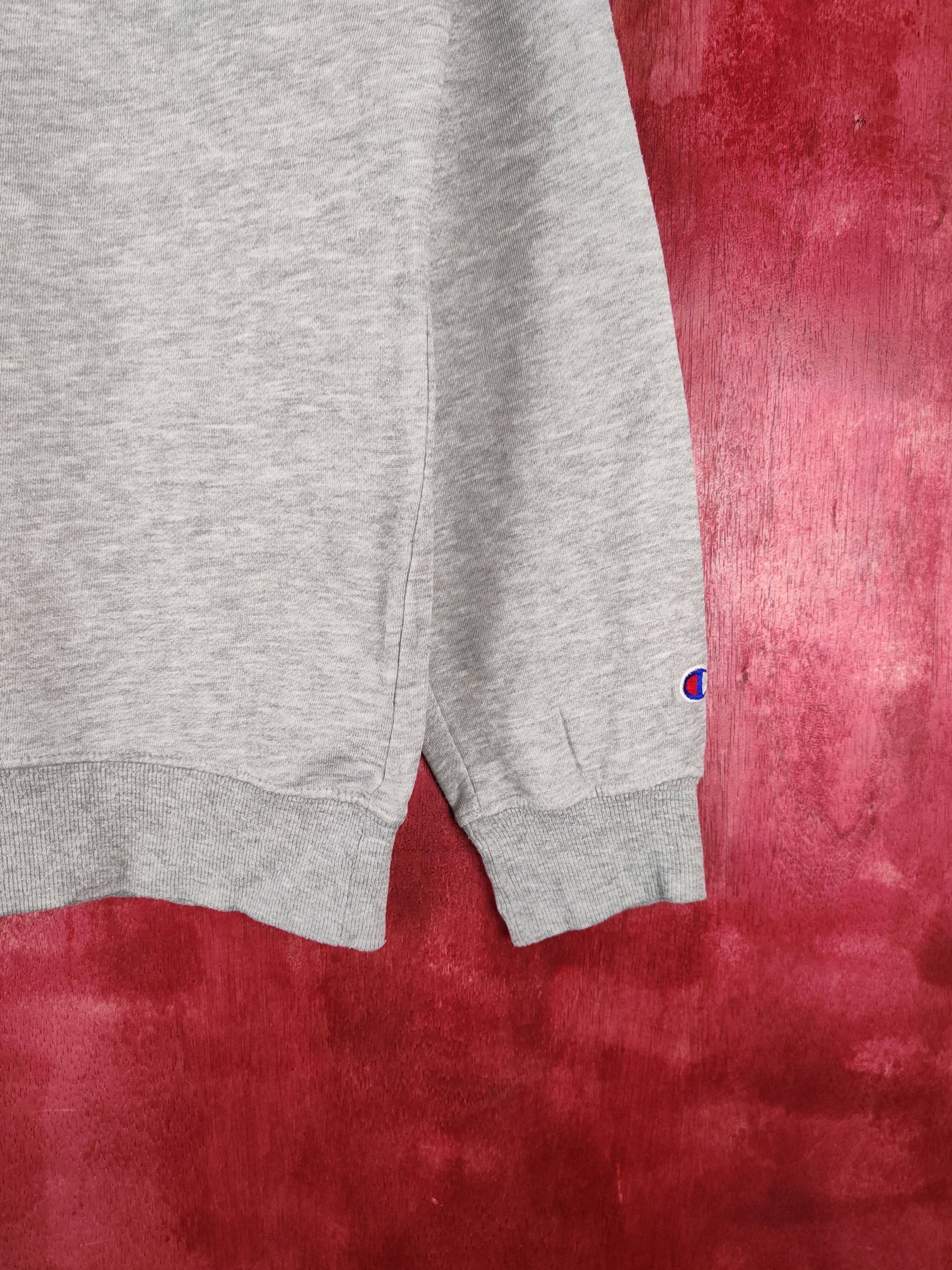 Champion × Japanese Brand × Vintage Champion vintage big logo Gray Sweatshirt #5322 Size S / US 4 / IT 40 - 7 Thumbnail