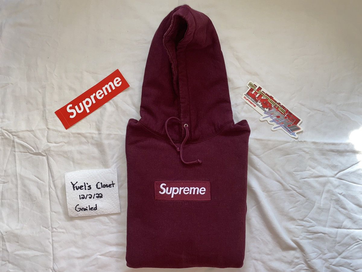 Supreme wine box logo sale