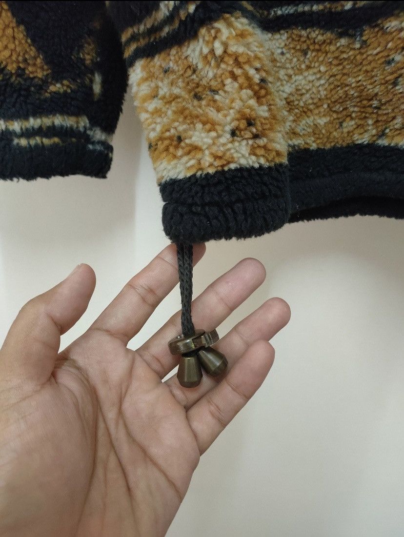 Vintage Tsunami printed fleece Animal motif sweater jacket pullover Size US L / EU 52-54 / 3 - 5 Thumbnail