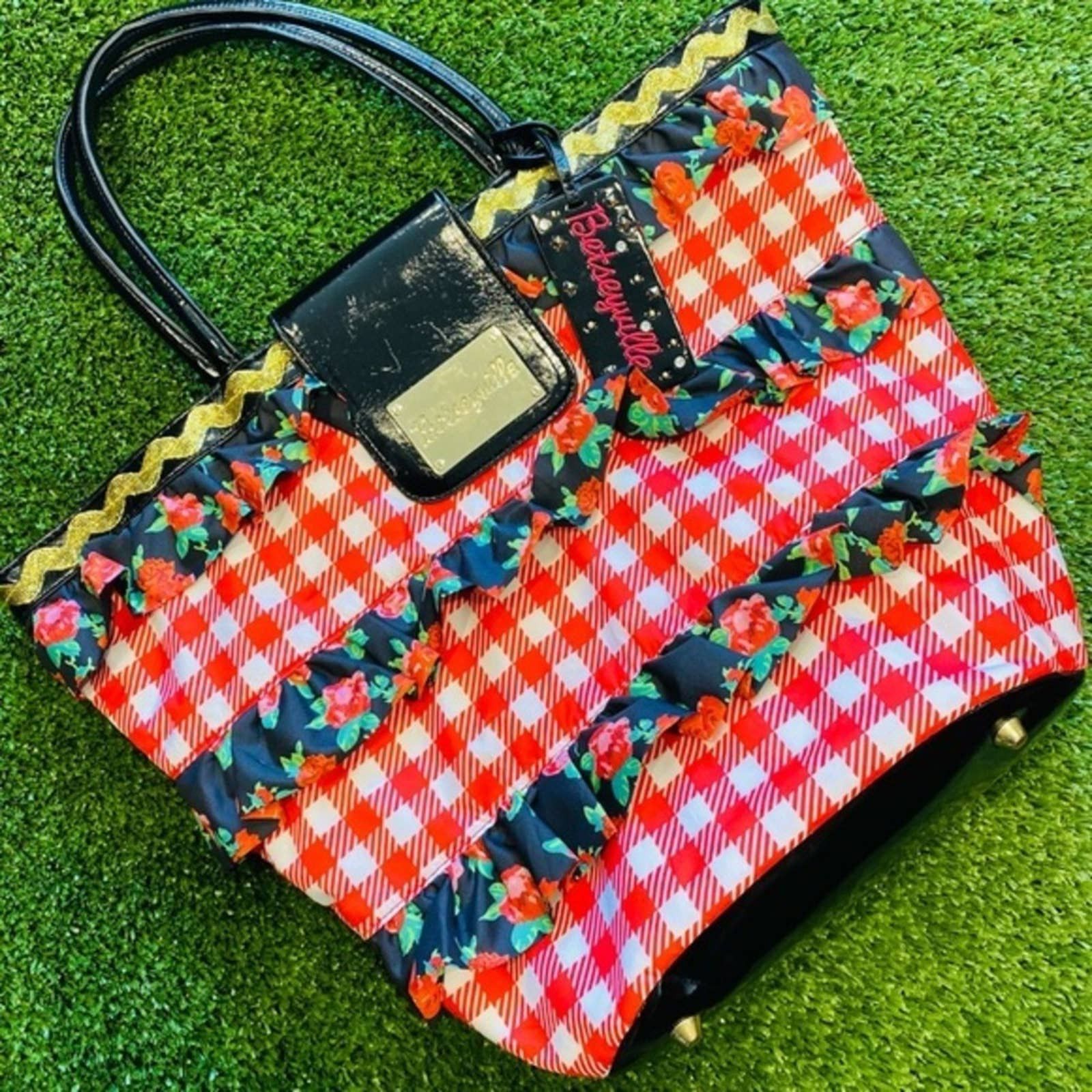 Sac à Main Bracelet Betsey Johnson D'occasion - Modèle Pouch Multicolore En Coton