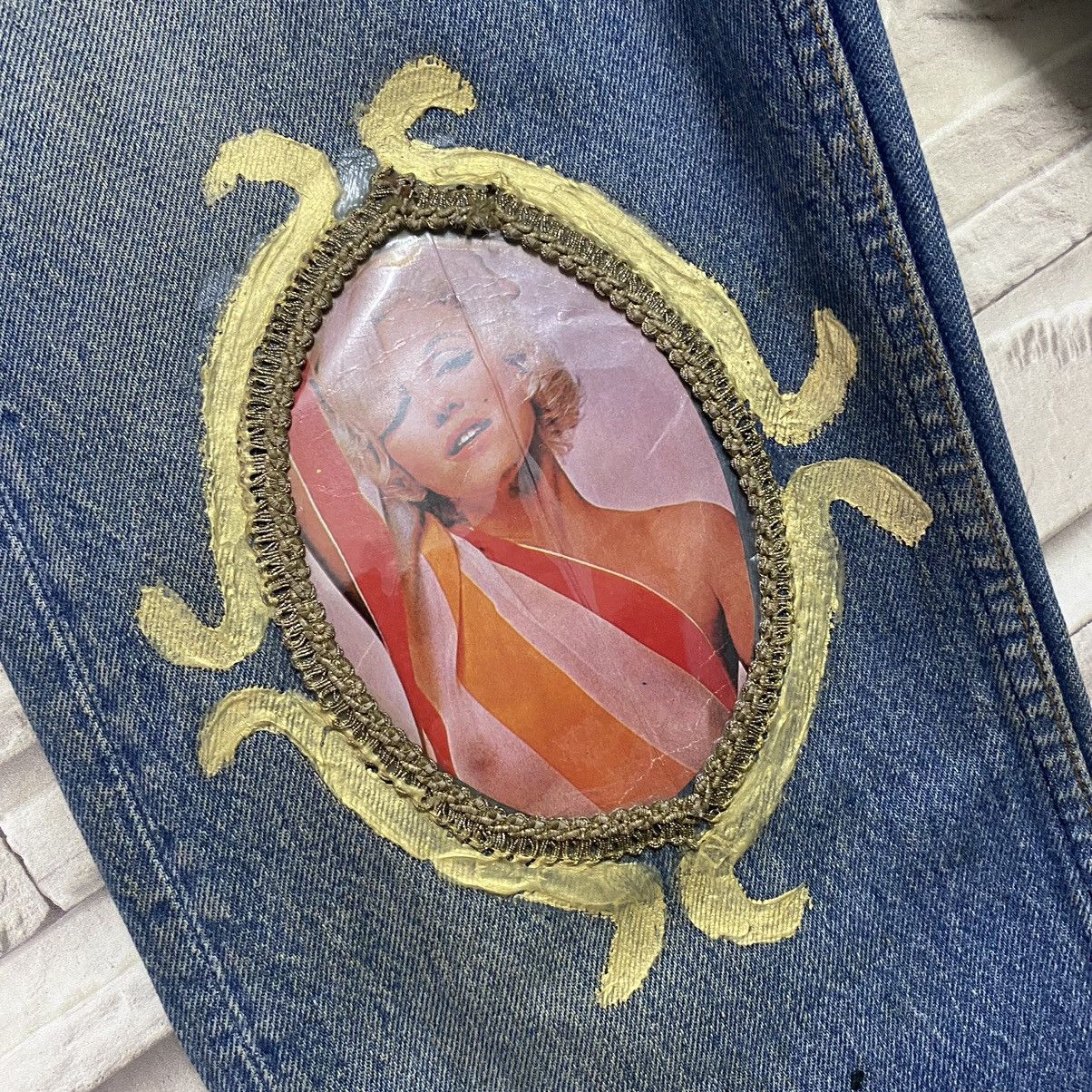 Levi's VELVET OVERHIGH'M DMX x LEVIS Monroe Portrait Reworked Jeans Size US 29 - 11 Thumbnail