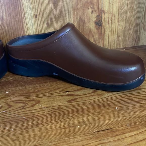 Other Klogs Mens Chestnut Brown Loafers size 11 Size US 11 / EU 44 - 4 Thumbnail