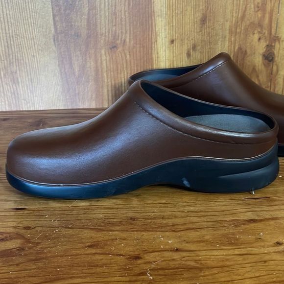 Other Klogs Mens Chestnut Brown Loafers size 11 Size US 11 / EU 44 - 5 Thumbnail
