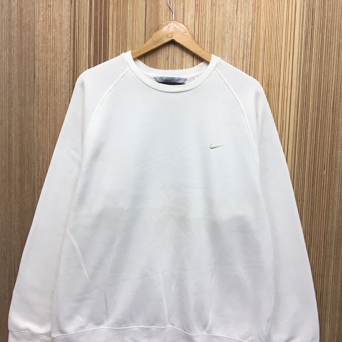 Nike × Sports Specialties Nike Swoosh Crewneck Sweatshirt Size US XL / EU 56 / 4 - 3 Thumbnail
