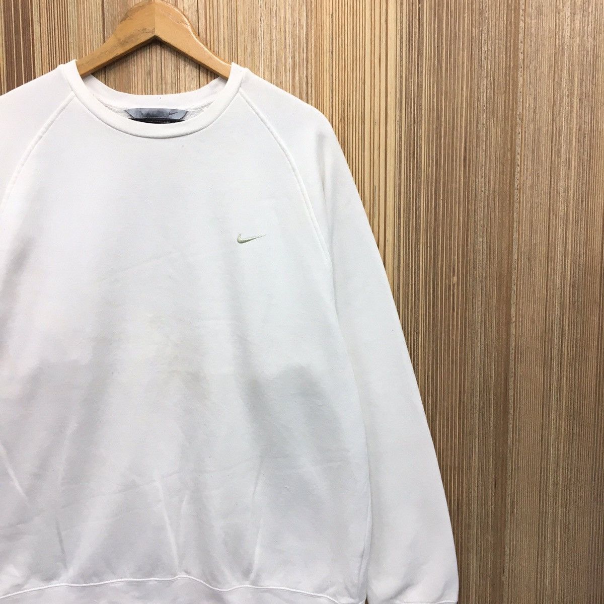 Nike × Sports Specialties Nike Swoosh Crewneck Sweatshirt Size US XL / EU 56 / 4 - 4 Thumbnail