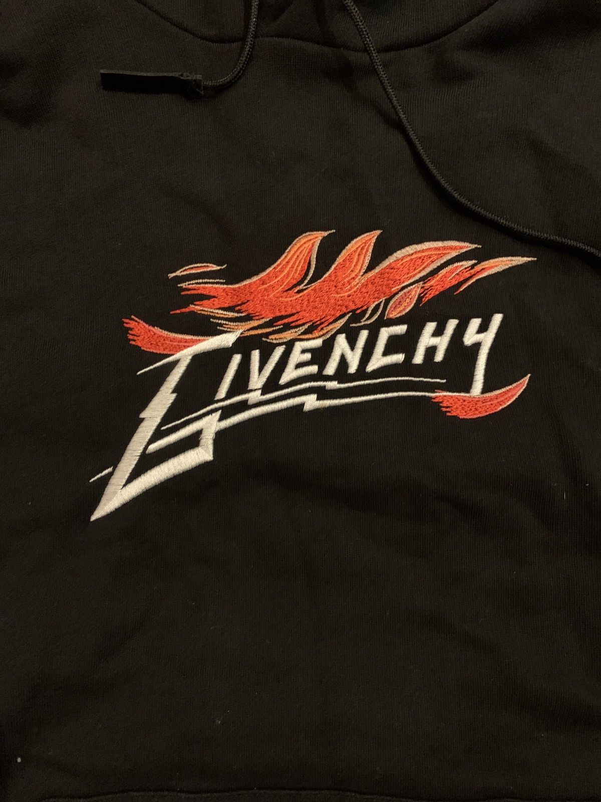 Givenchy Givenchy Sweatshirt Hoodie Size Small World Tour Size US S / EU 44-46 / 1 - 3 Thumbnail
