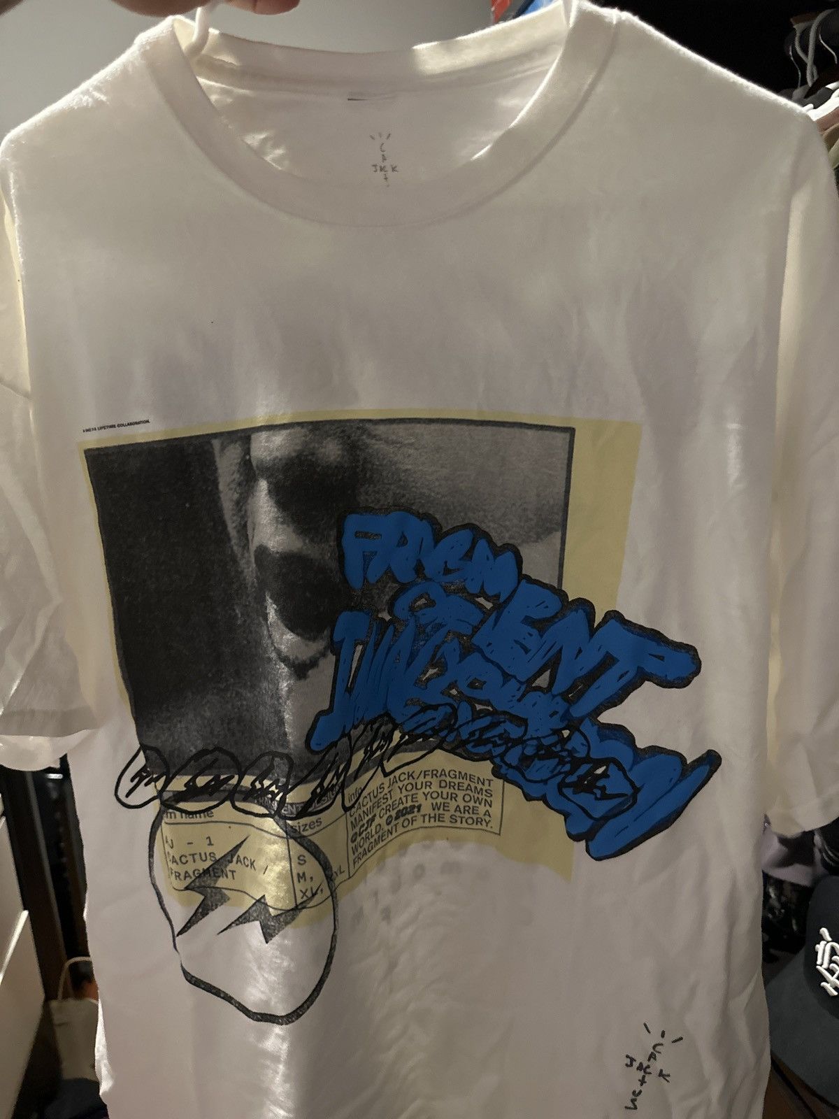 travis scott manifest tee