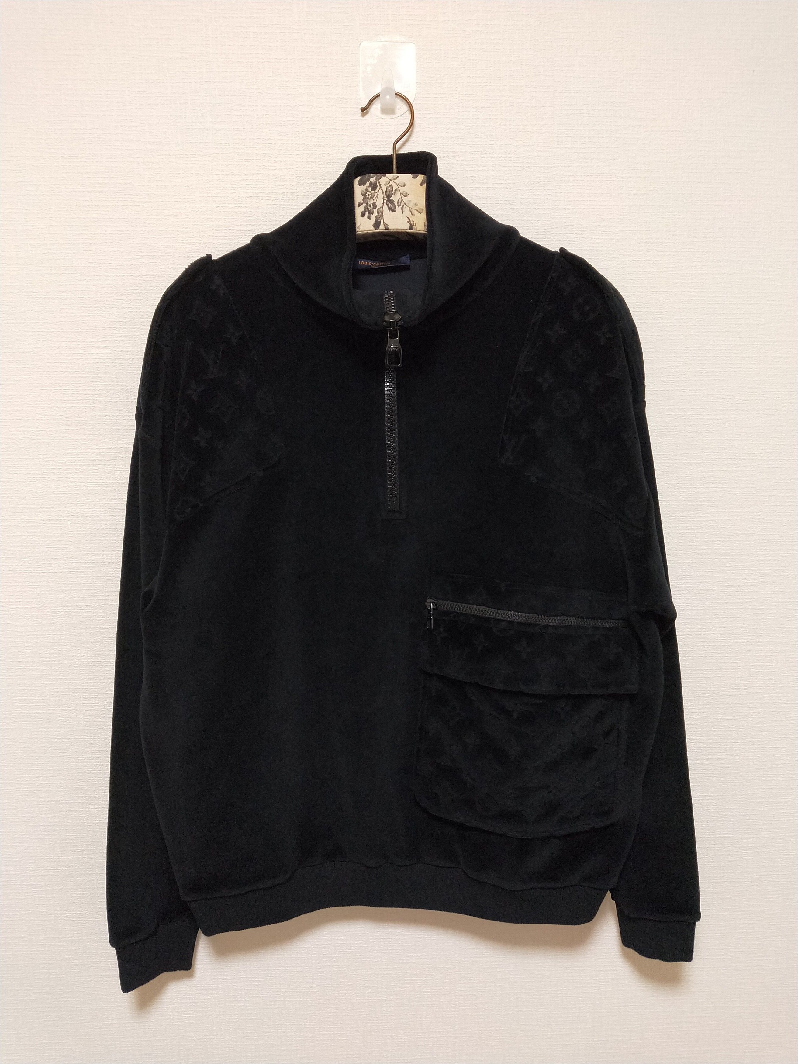 Louis Vuitton 2019 Velour Multi-Pocket Half-Zip Sweatshirt w/ Tags -  Neutrals Sweatshirts & Hoodies, Clothing - LOU281098